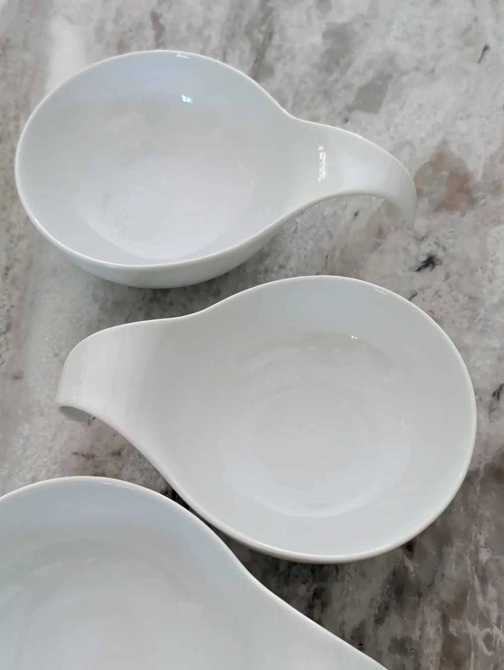Pottery Barn Great White Lugged Swoop Handled Bowls